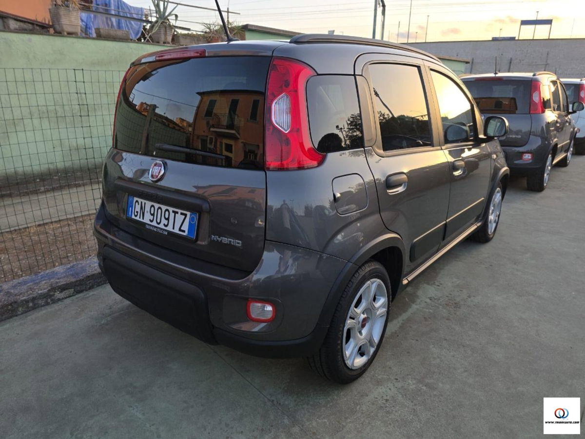 Fiat Panda 1.0 FireFly S&S Hybrid City Cross (4)