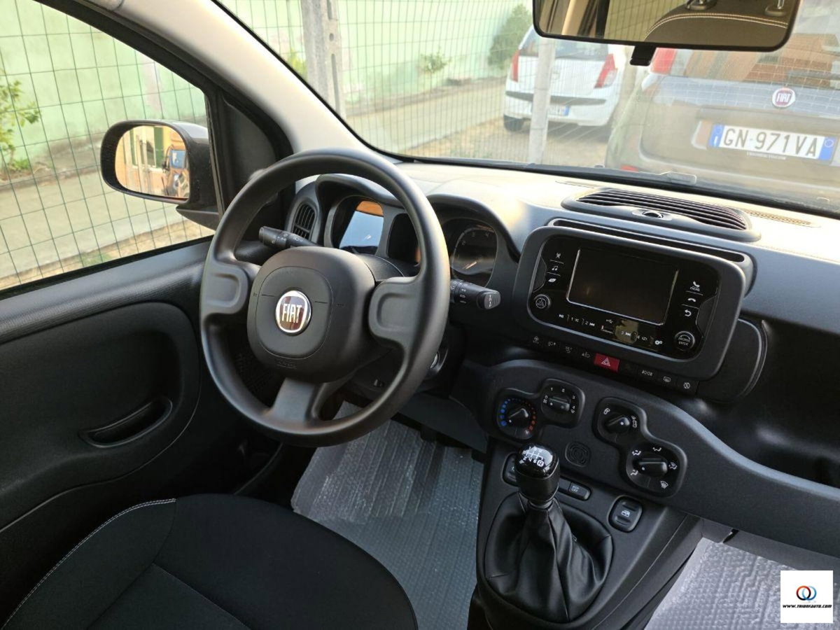 Fiat Panda 1.0 FireFly S&S Hybrid City Cross (8)