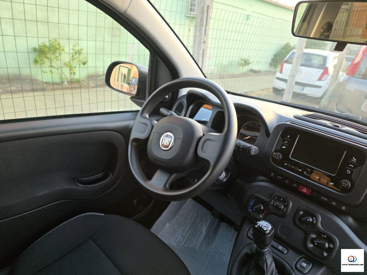 Fiat Panda 1.0 FireFly S&S Hybrid City Cross (9)