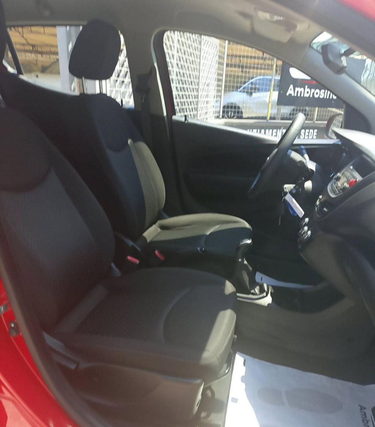 Opel Karl 1.0 75 CV Advance (10)
