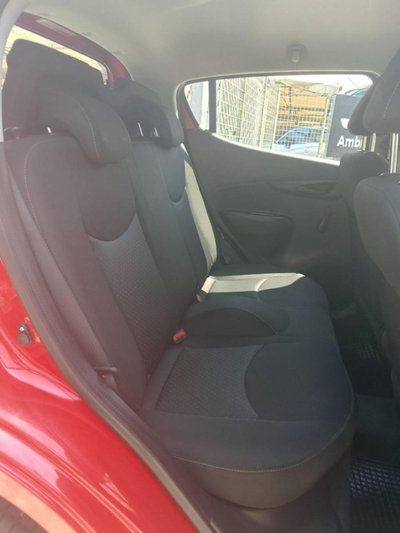 Opel Karl 1.0 75 CV Advance (12)