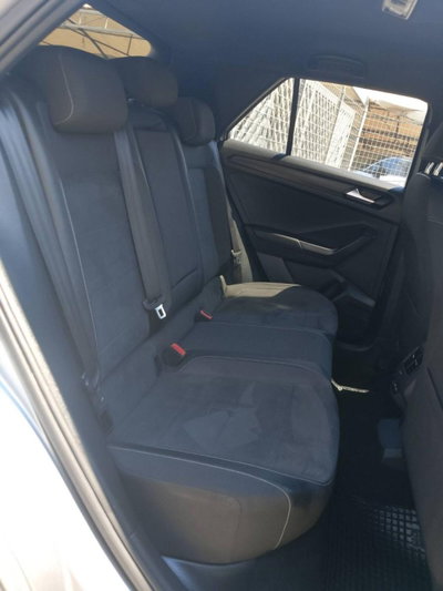 Volkswagen T-Roc 2.0 tdi R-Line 4motion 150cv dsg (11)
