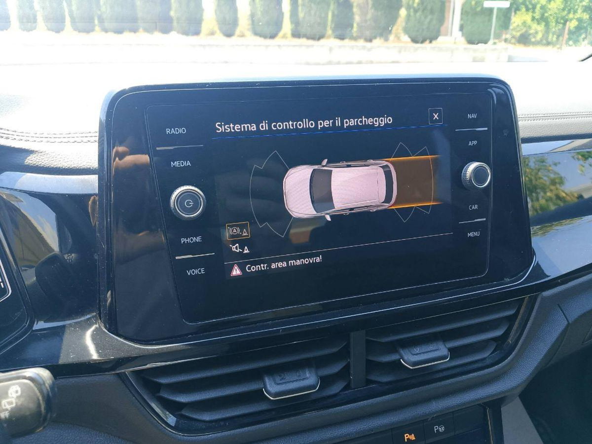 Volkswagen T-Roc 2.0 tdi R-Line 4motion 150cv dsg (16)