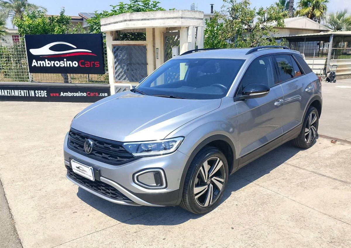 Volkswagen T-Roc 2.0 tdi R-Line 4motion 150cv dsg (2)