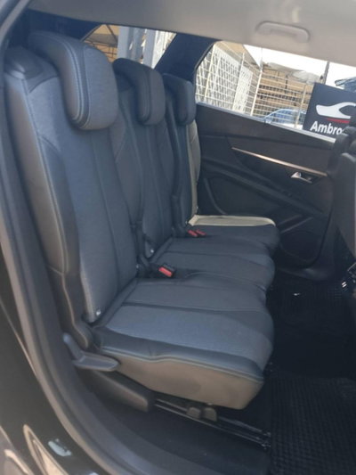Peugeot 5008 BlueHDi 130 S&S EAT8 GT Line (16)