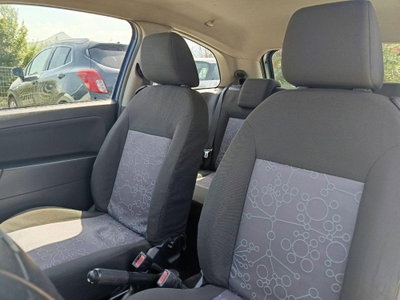 Ford Fiesta 1.4 TDCi 3p. Ghia (12)