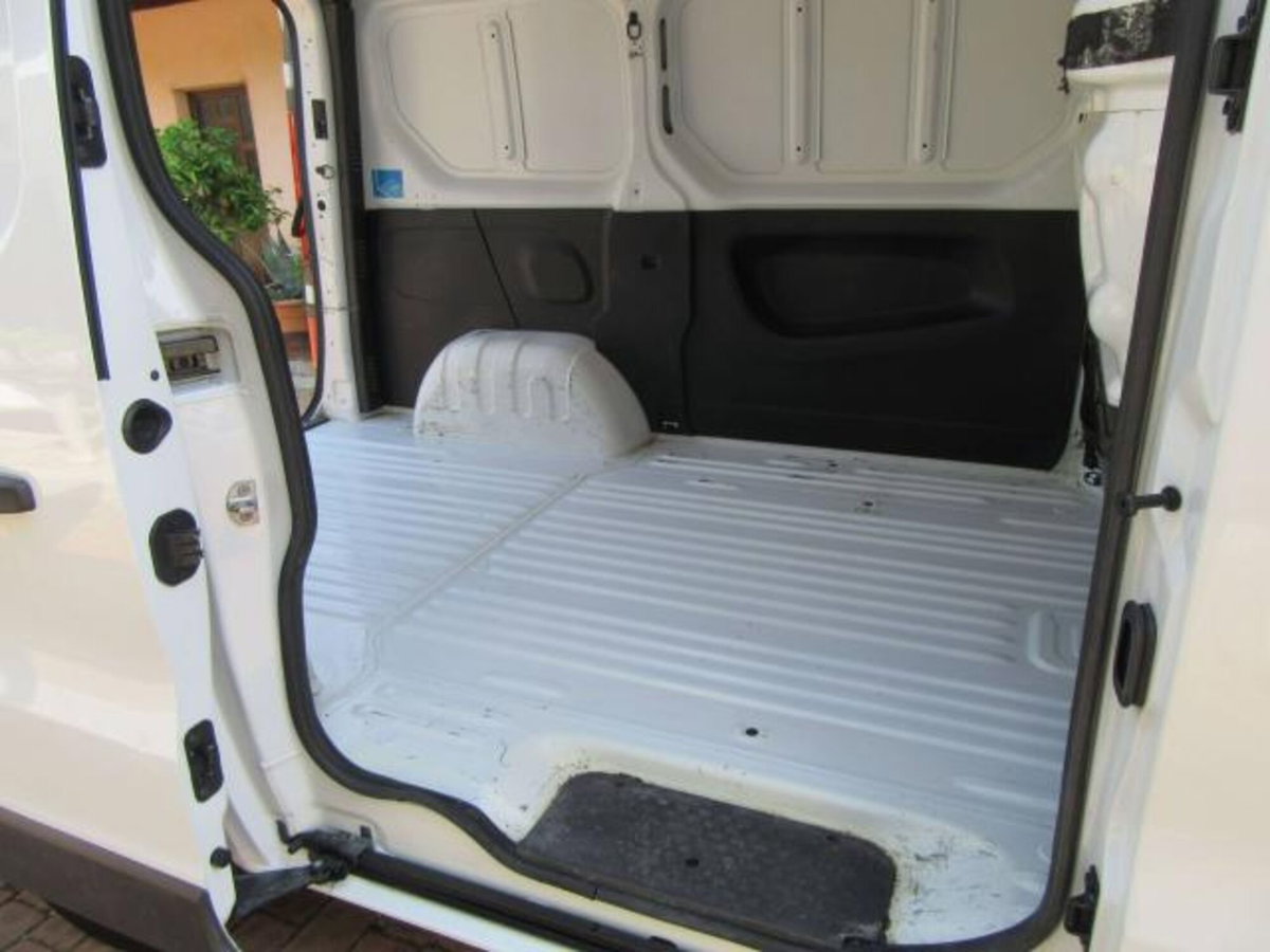 Renault Trafic Furgone T29 1.6 dCi 120CV S&S PC-TN Furgone (14)