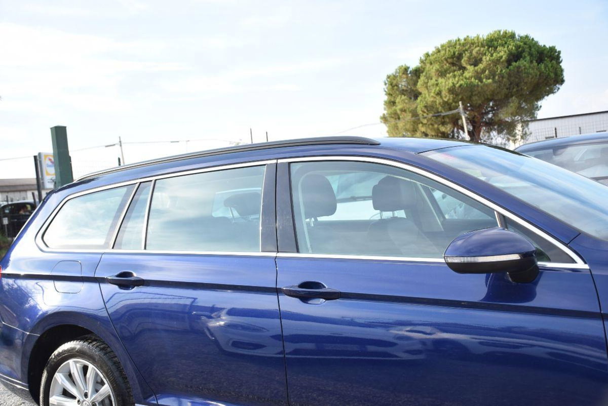 Volkswagen Passat Variant 2.0 TDI Highline BlueMotion Technology (13)