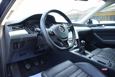 Volkswagen Passat Variant 2.0 TDI Highline BlueMotion Technology (5)
