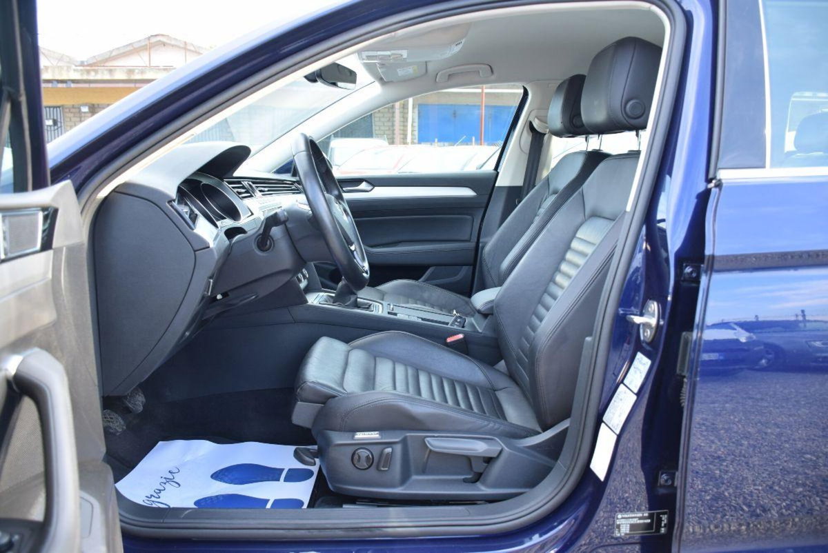 Volkswagen Passat Variant 2.0 TDI Highline BlueMotion Technology (6)