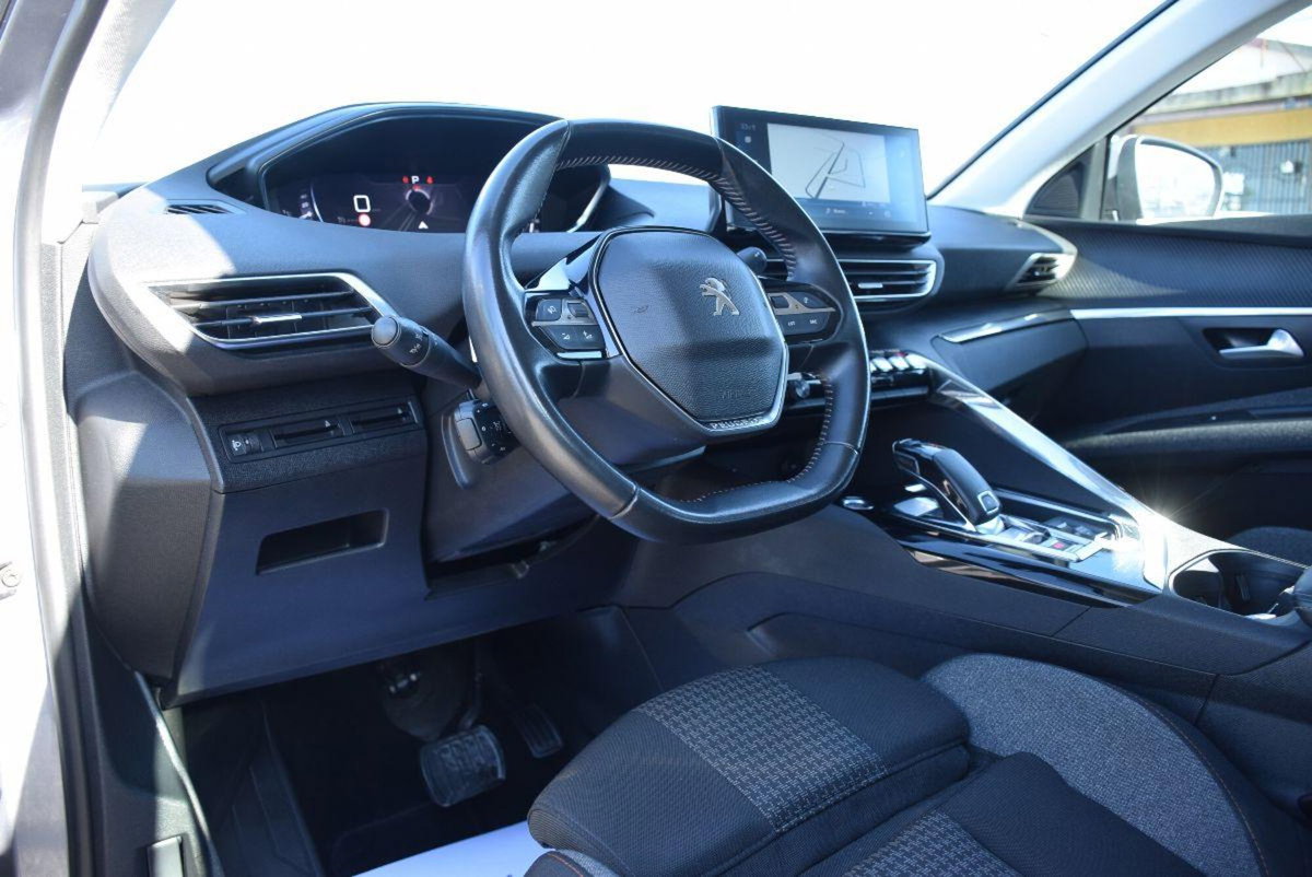 Peugeot 3008 BlueHDi 130 S&S EAT8 Active Business (5)