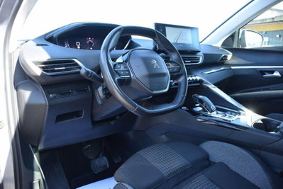Peugeot 3008 BlueHDi 130 S&S EAT8 Active Business (5)