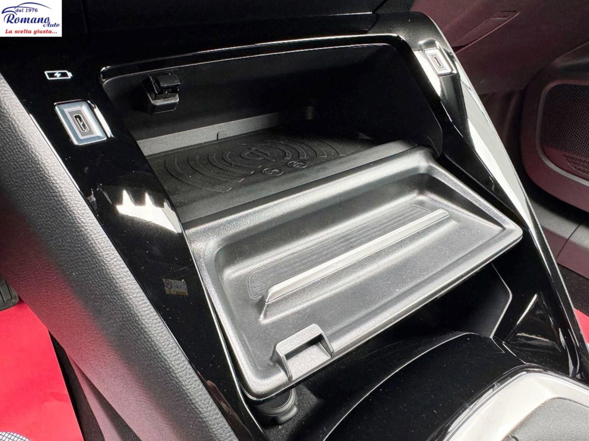 Peugeot 2008 PureTech 100 S&S Allure (16)