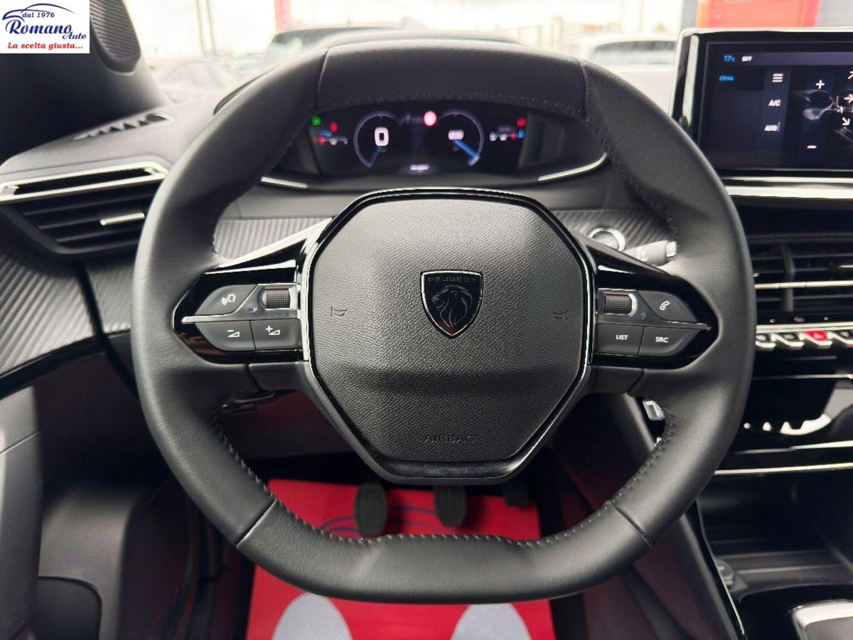 Peugeot 2008 PureTech 100 S&S Allure (17)