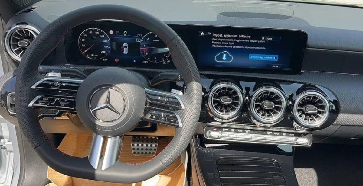 Mercedes-Benz Classe A 200 d Edition AMG Line auto (5)
