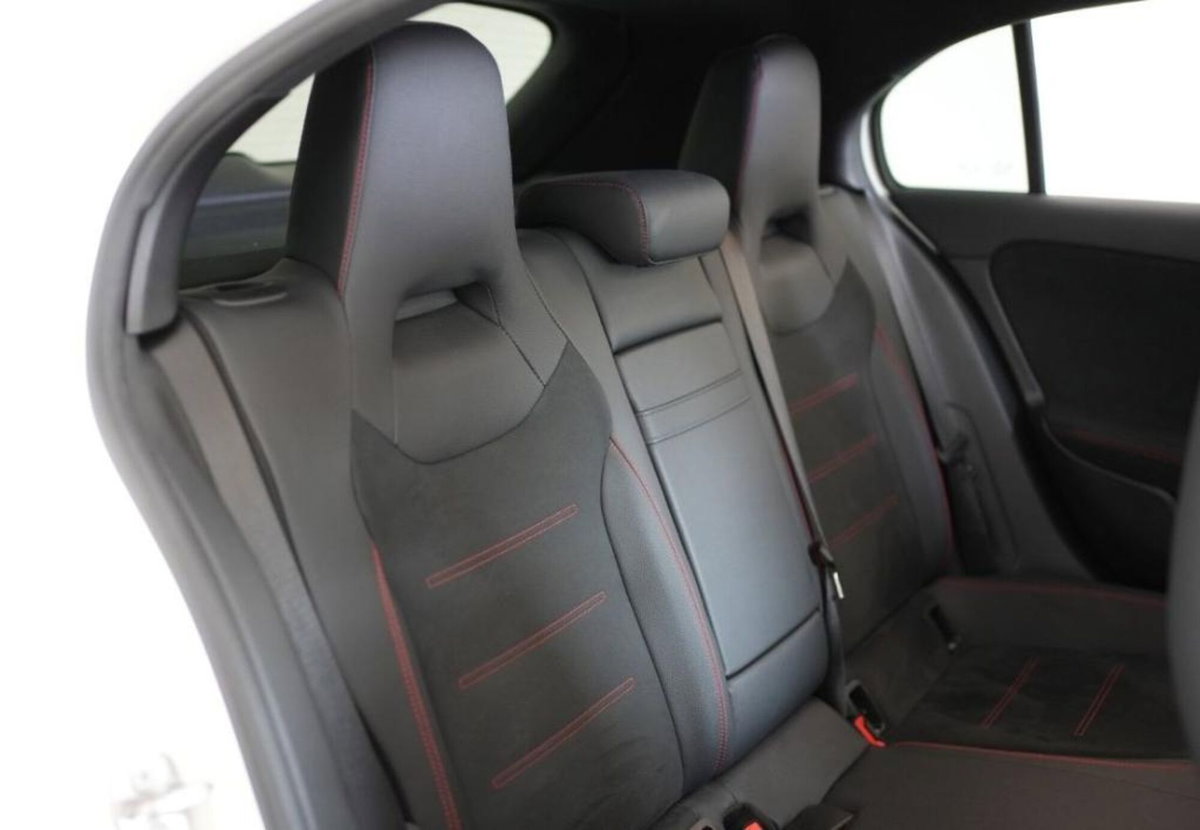 Mercedes-Benz Classe A 180 d Edition AMG Line auto (8)