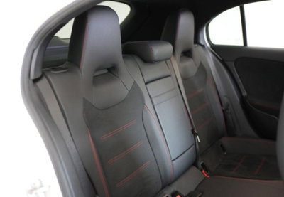 Mercedes-Benz Classe A 180 d Edition AMG Line auto (8)