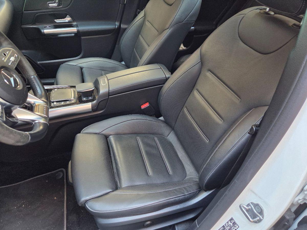 Mercedes-Benz GLA SUV 35 4Matic AMG (12)