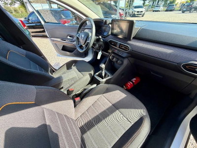Dacia Sandero Stepway 1.0 TCe 100 CV ECO-G Comfort (12)