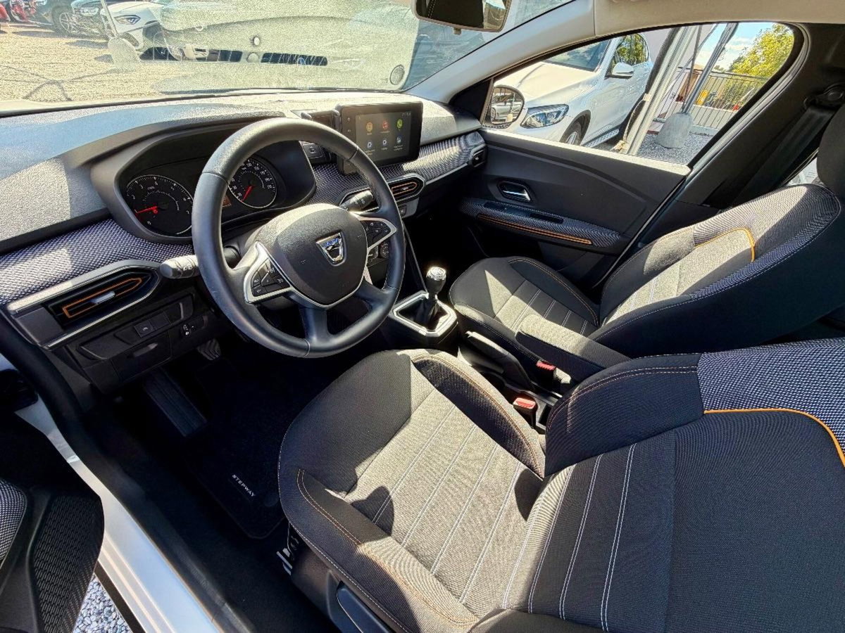 Dacia Sandero Stepway 1.0 TCe 100 CV ECO-G Comfort (9)