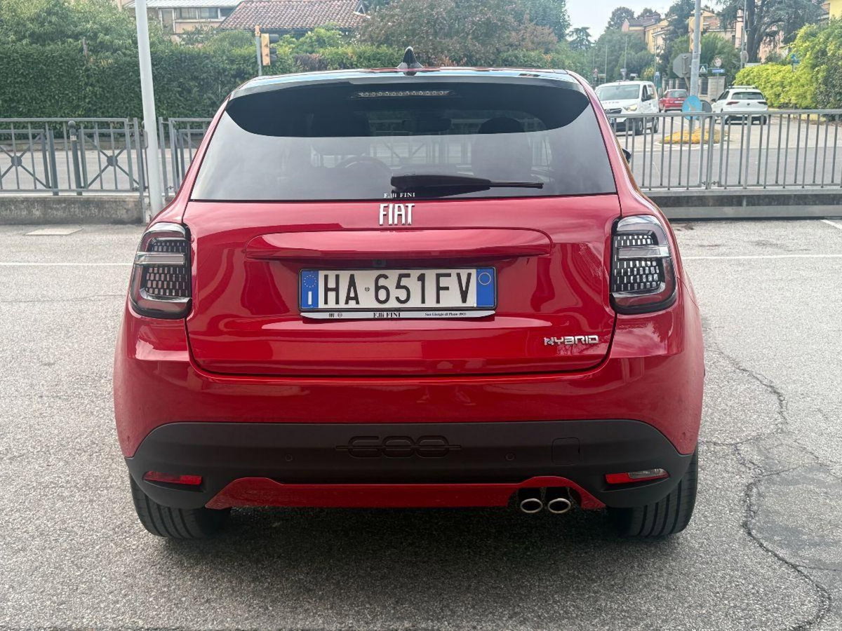 Fiat 600 1.2 hybrid La Prima 145cv auto (4)