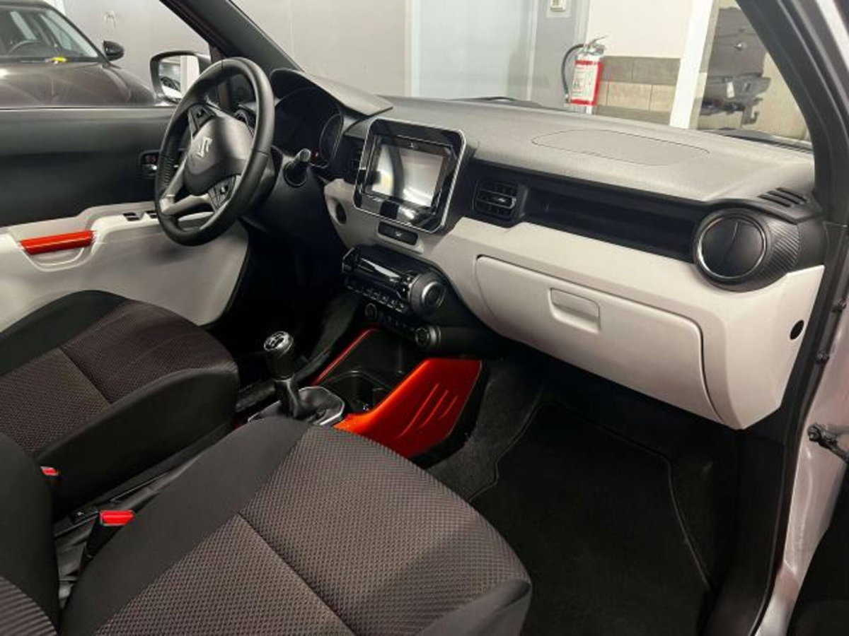 Suzuki Ignis 1.2 Dualjet iTop AGS (6)