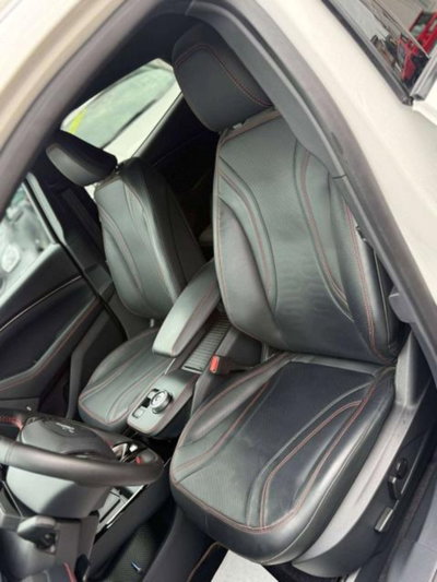 Ford Mustang Mach-E Extended 294CV (7)