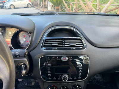 Fiat Punto 1.3 MJT II S&S 85 CV 5 porte ECO Lounge (13)
