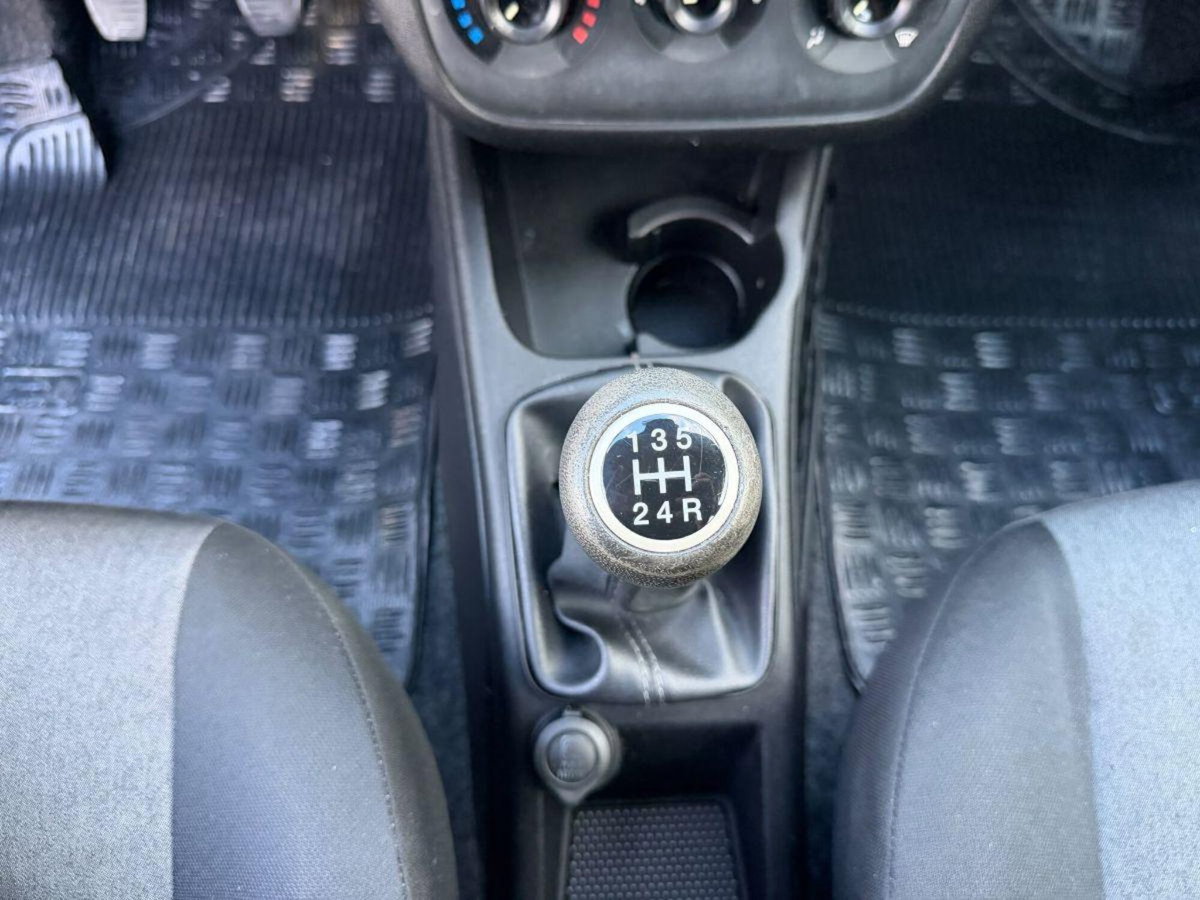 Fiat Punto 1.3 MJT II S&S 85 CV 5 porte ECO Lounge (15)