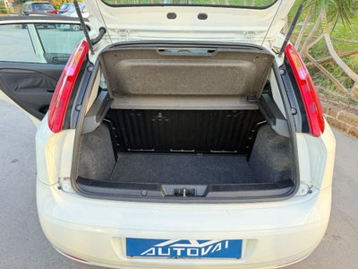 Fiat Punto 1.3 MJT II S&S 85 CV 5 porte ECO Lounge (16)