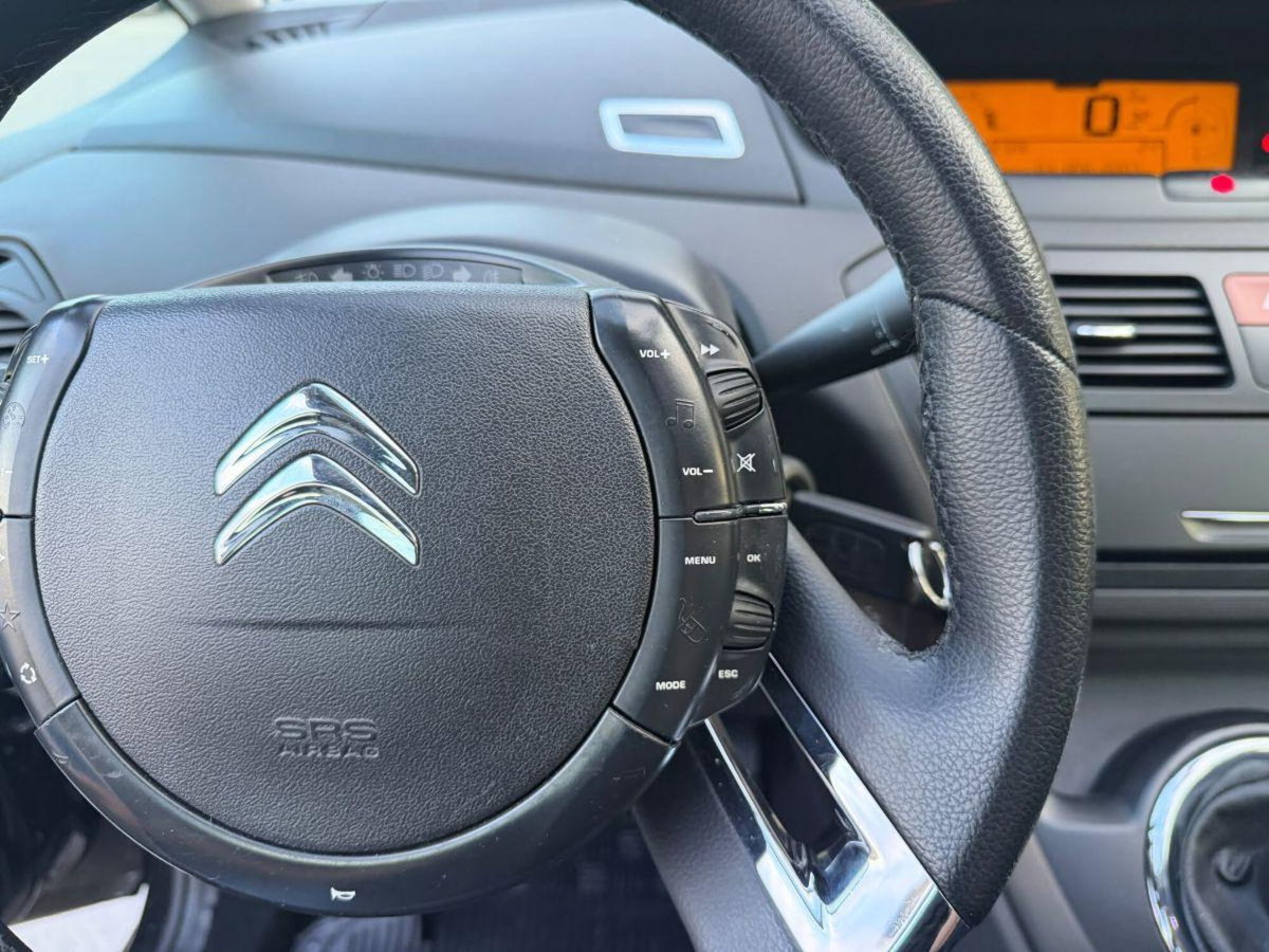 Citroen C4 Picasso 2.0 HDi 150 FAP Business (15)