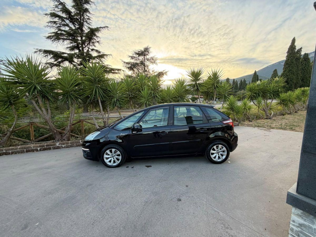Citroen C4 Picasso 2.0 HDi 150 FAP Business (2)