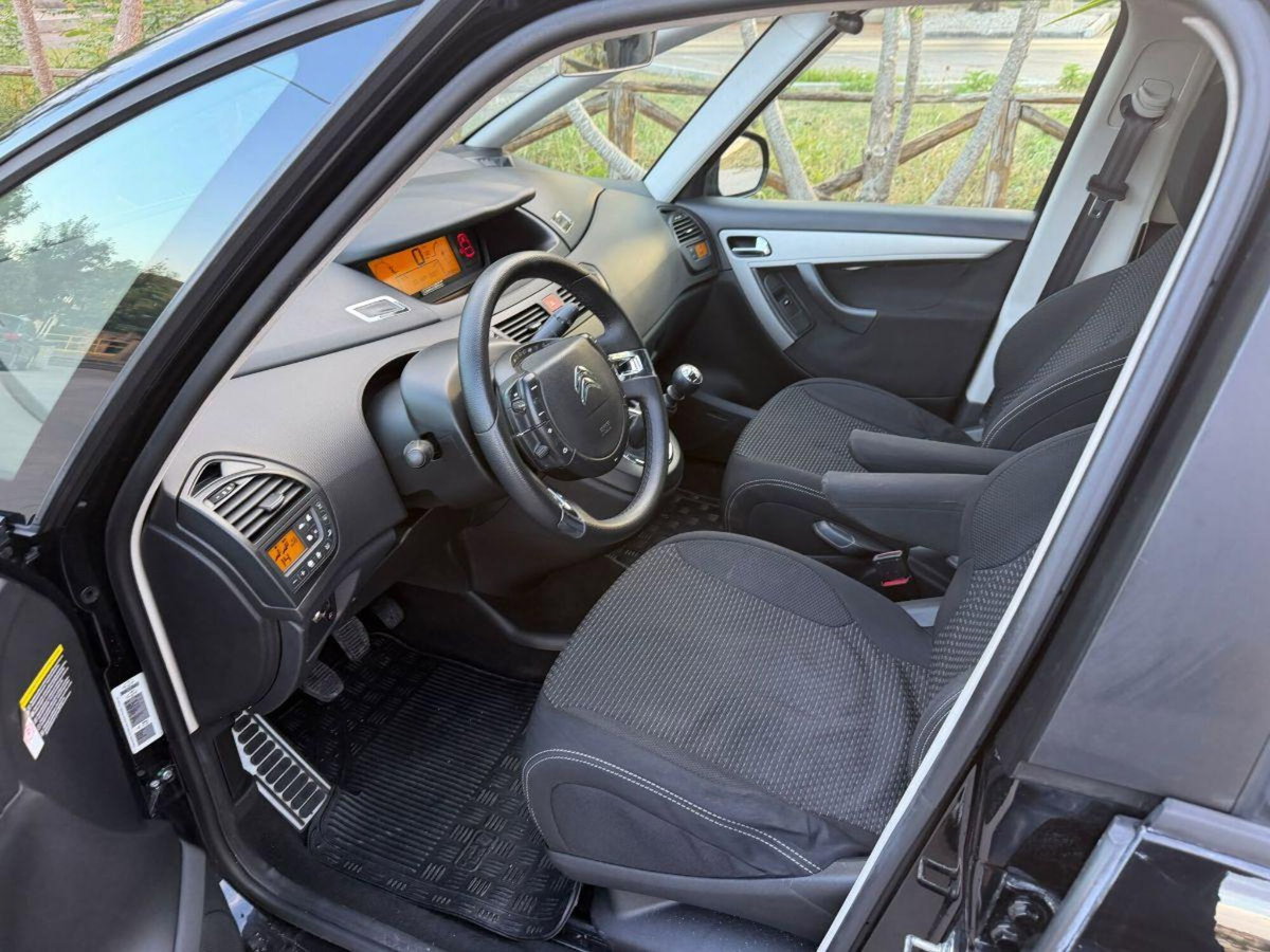 Citroen C4 Picasso 2.0 HDi 150 FAP Business (6)