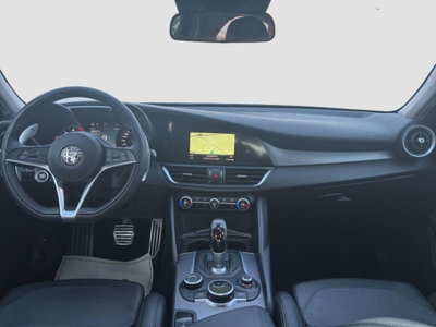 Alfa Romeo Giulia 2.2 Turbodiesel 210 CV AT8 AWD Q4 Veloce (13)