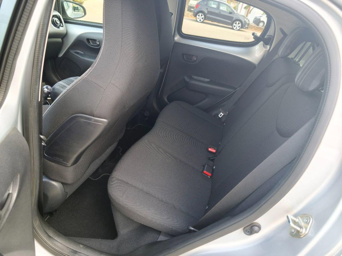 Peugeot 108 68 5 porte Allure (12)