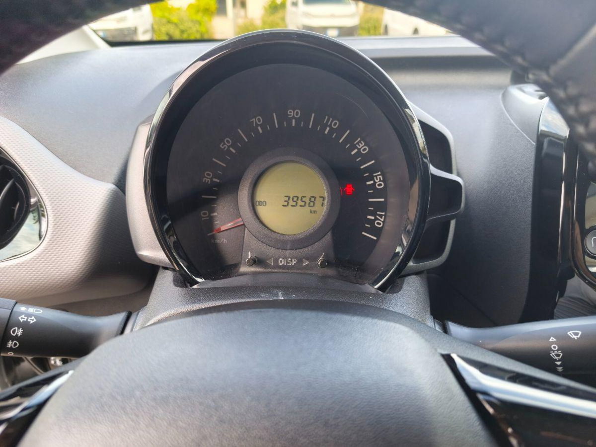 Peugeot 108 68 5 porte Allure (14)