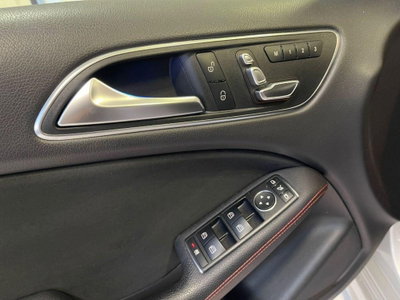Mercedes-Benz Classe B 200 d Premium (11)
