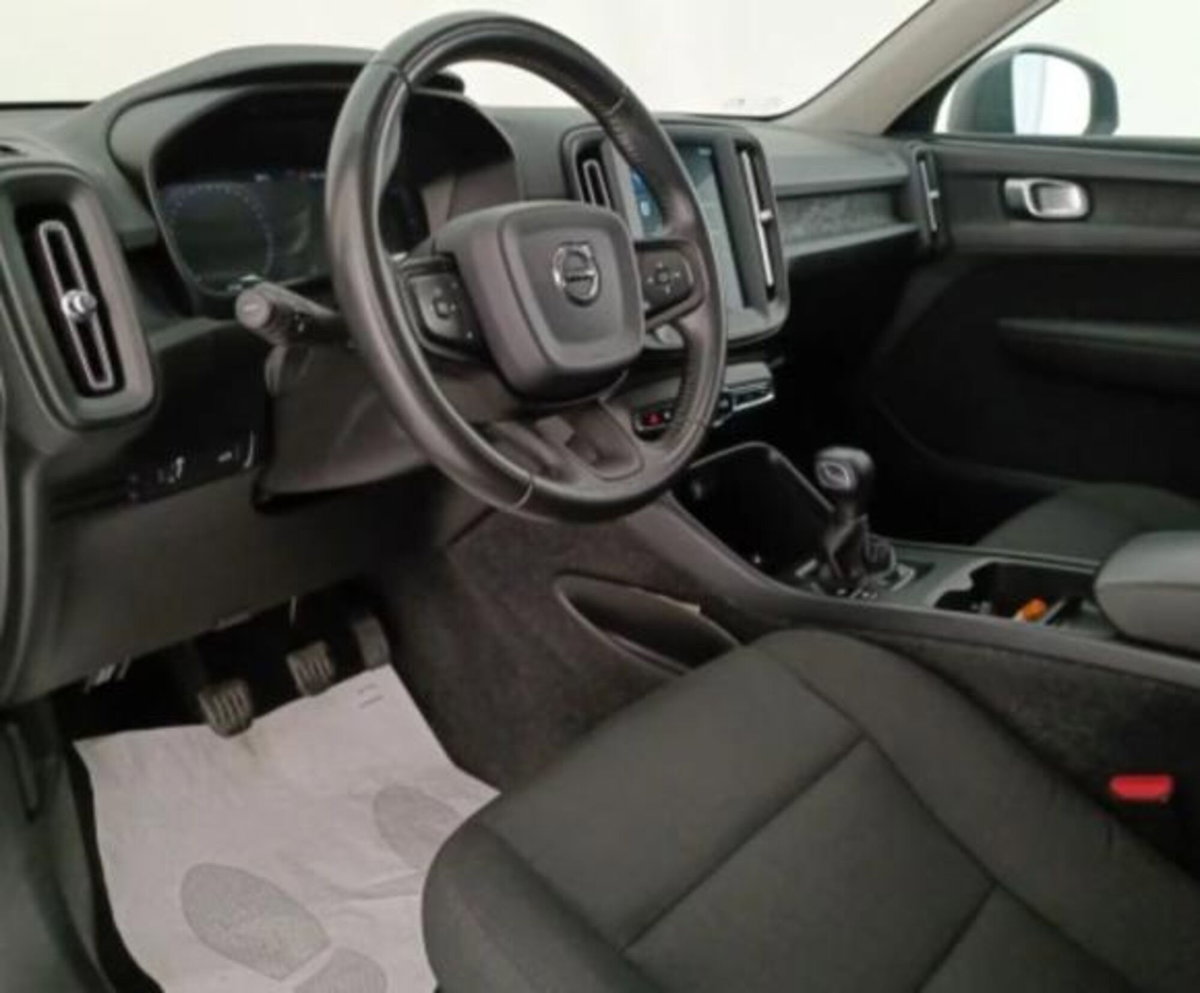 Volvo XC40 D3 (3)