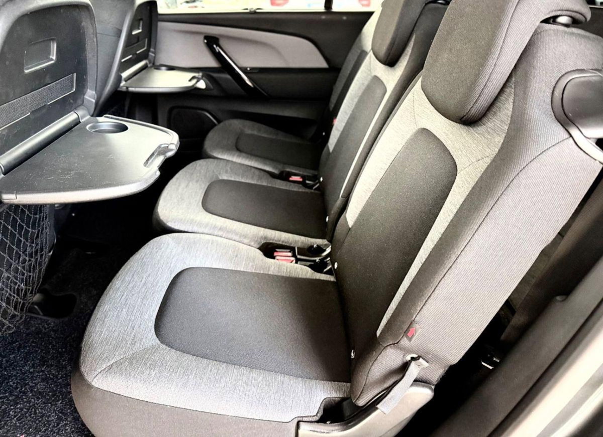 Citroen Grand C4 Picasso BlueHDi 120 S&S EAT6 Shine (16)