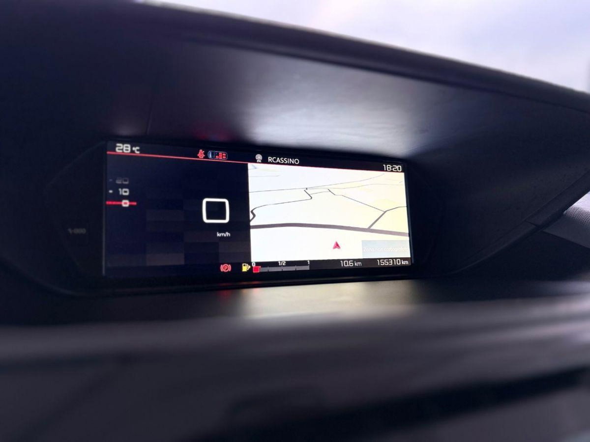 Citroen Grand C4 Picasso BlueHDi 120 S&S EAT6 Shine (18)