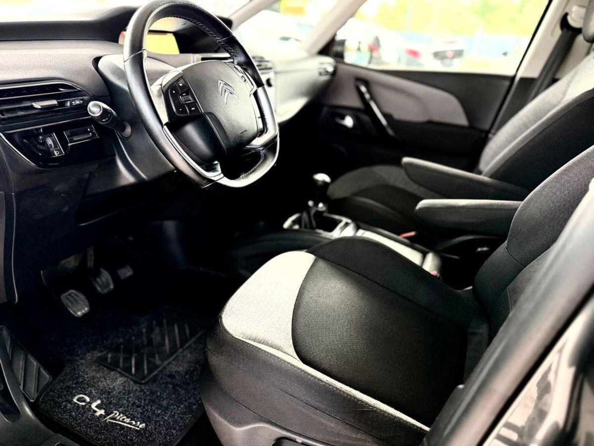 Citroen Grand C4 Picasso BlueHDi 120 S&S EAT6 Shine (19)
