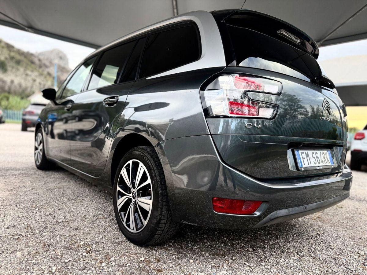 Citroen Grand C4 Picasso BlueHDi 120 S&S EAT6 Shine (8)