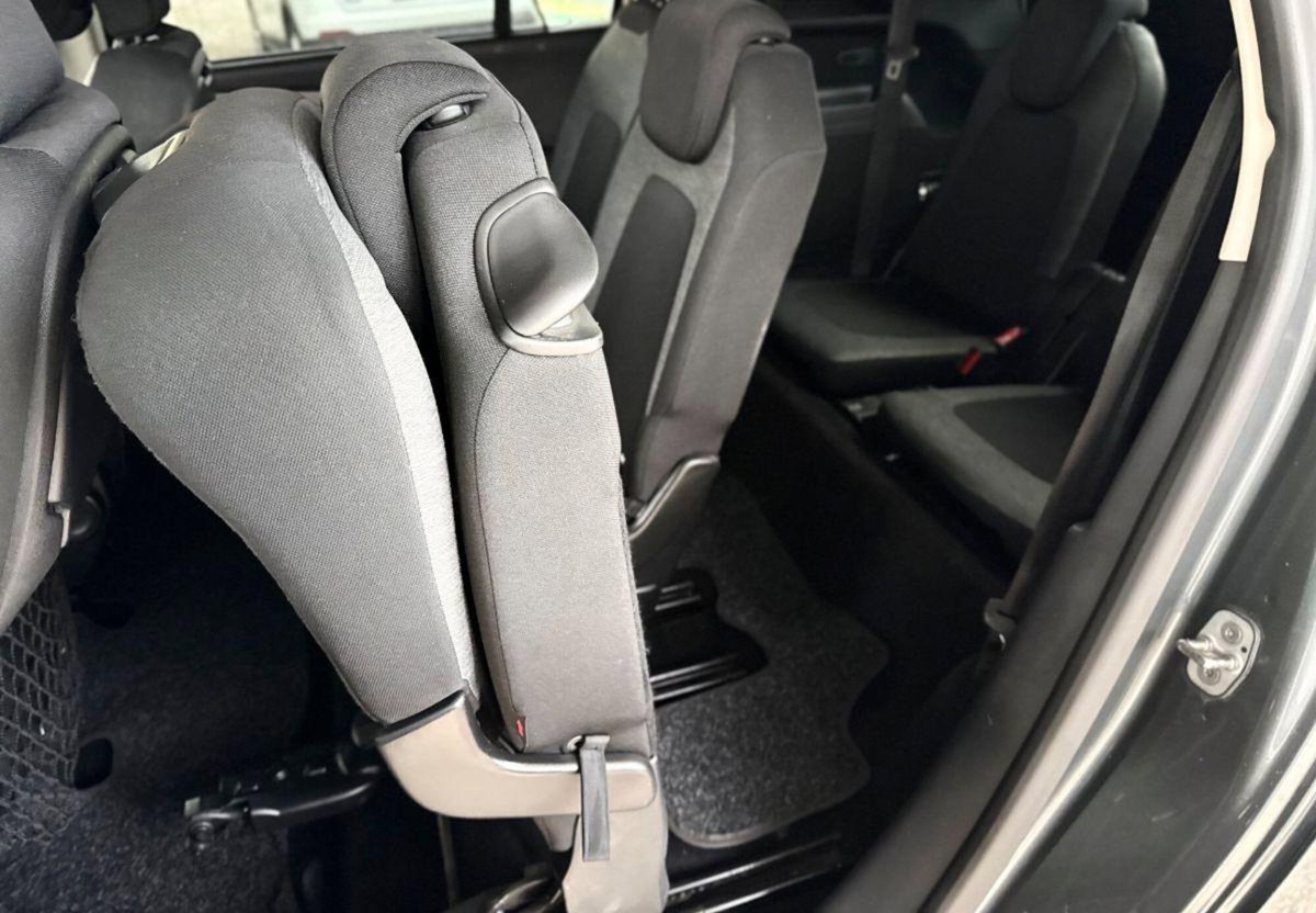 Citroen Grand C4 Picasso BlueHDi 120 S&S EAT6 Shine (9)