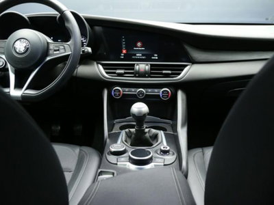 Alfa Romeo Giulia 2.2 Turbodiesel 150 CV AT8 Super (13)