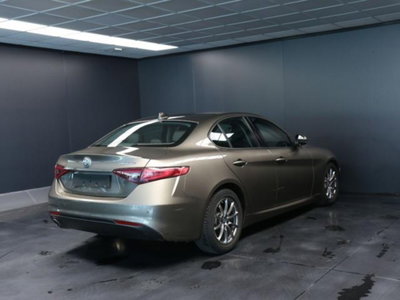 Alfa Romeo Giulia 2.2 Turbodiesel 150 CV AT8 Super (2)