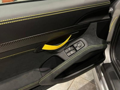 Porsche 718 Cayman  Cayman 4.0 GT4 RS pdk (12)