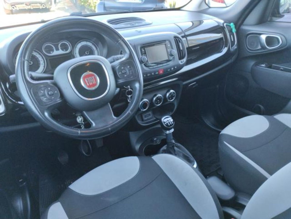 Fiat 500L 1.6 Multijet 120 CV Lounge (8)