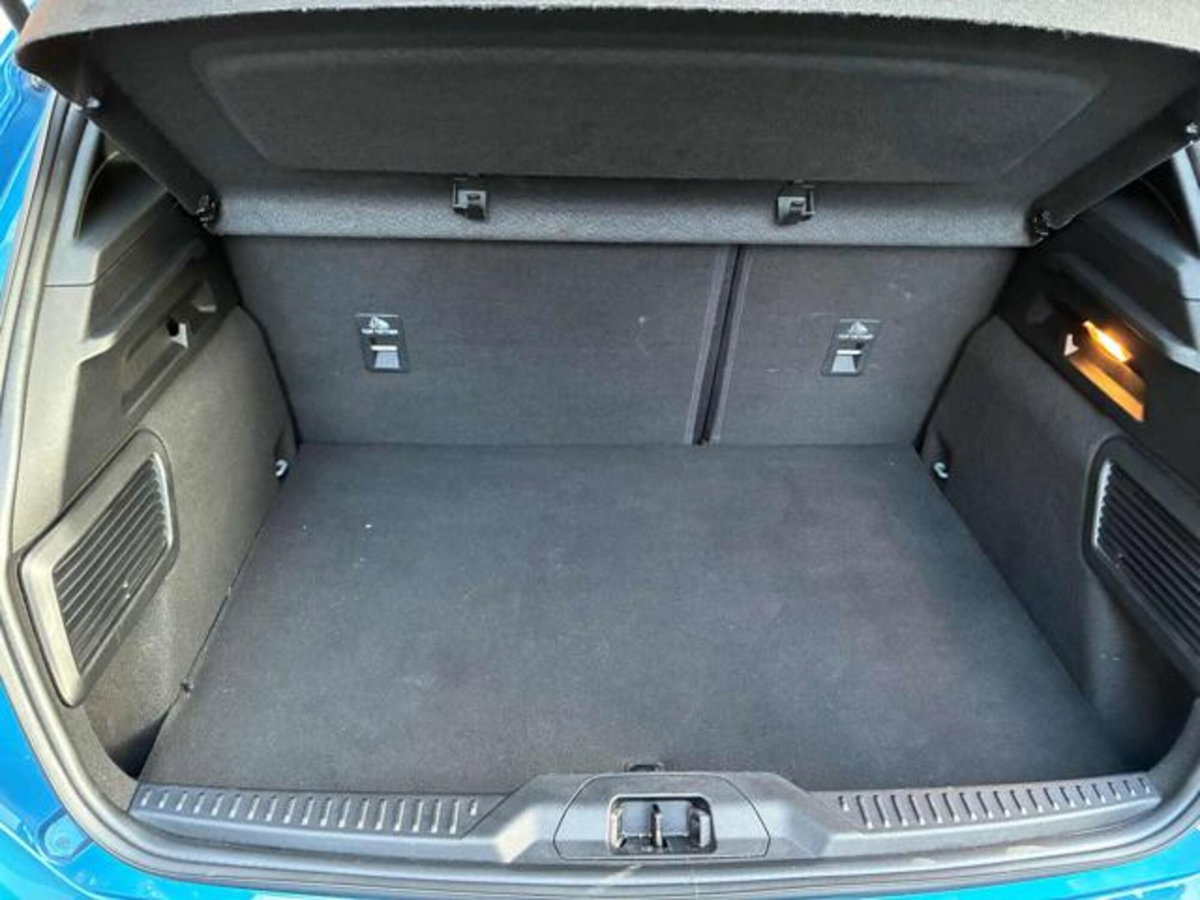 Ford Focus 2.3 EcoBoost 280 CV 5p. ST (11)