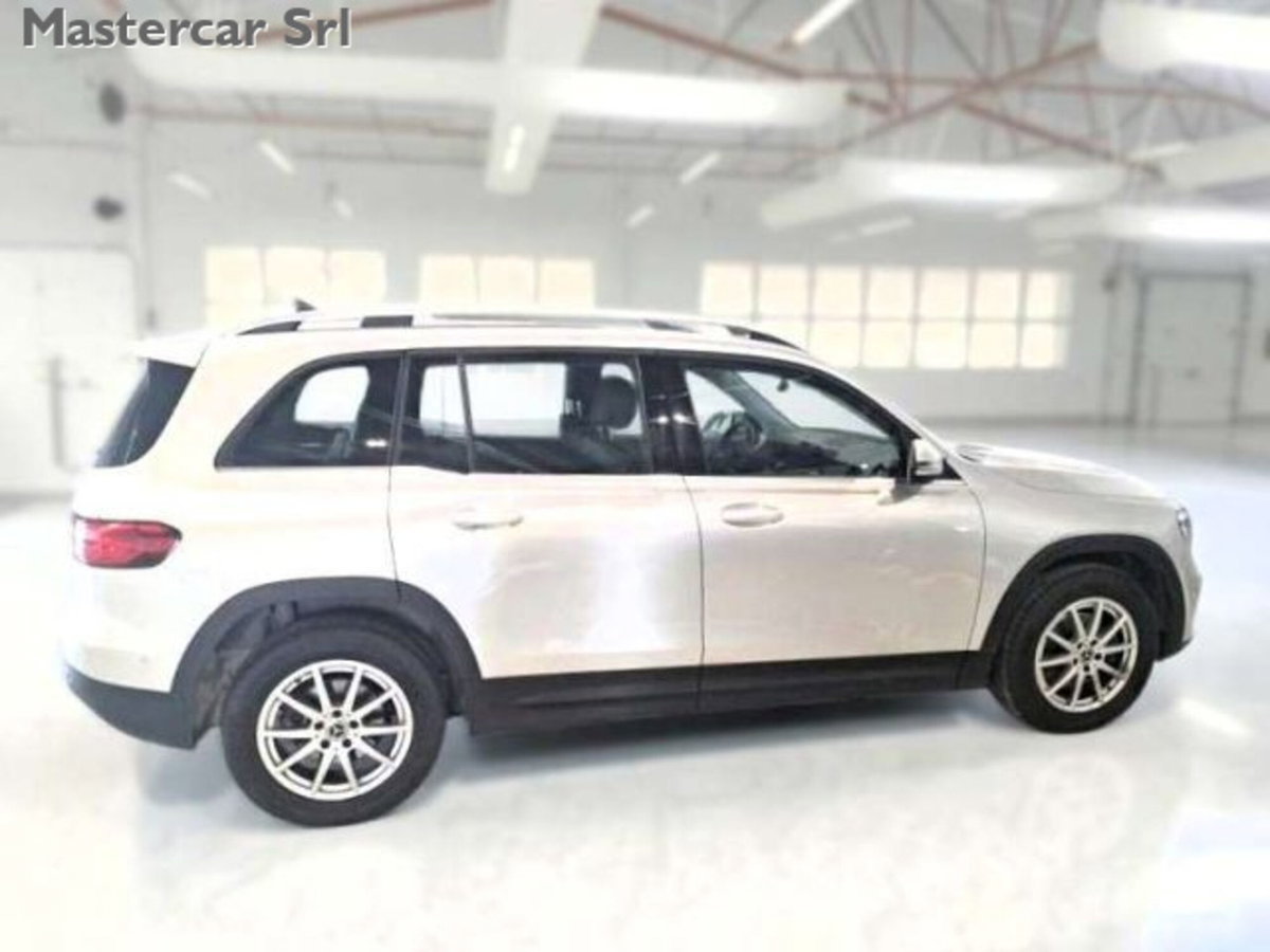 Mercedes-Benz GLB 180 d Business Extra auto 7p.ti (4)