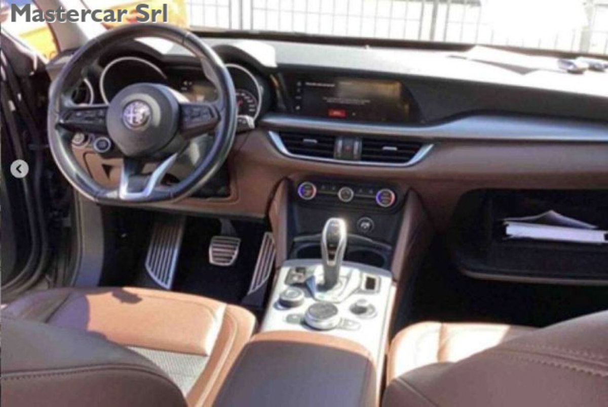 Alfa Romeo Stelvio Stelvio 2.2 Turbodiesel 190 CV AT8 Q4 Sprint (4)